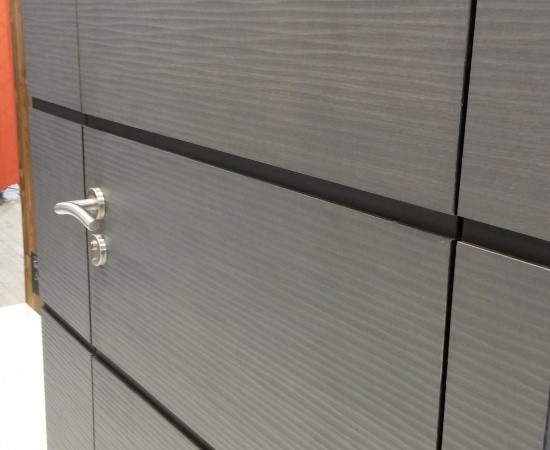 Habillage mural placage