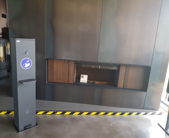 Distributeur de solution hydroalcoolique